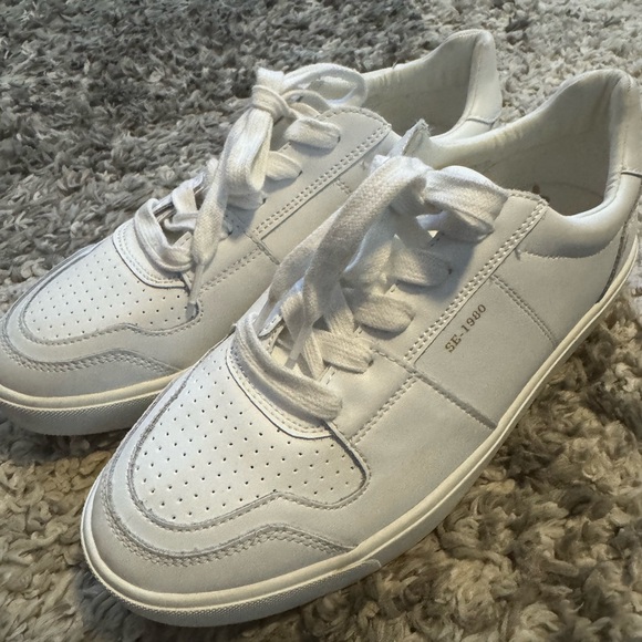 Sam Edelman Edie Sneaker - Picture 3 of 7